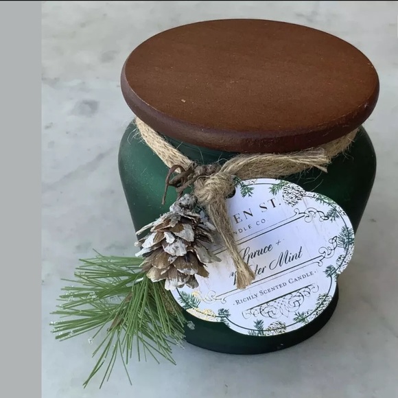 HAVEN STREET CANDLE SPRUCE WINTER MINT SCENTED NEW - Picture 2 of 3
